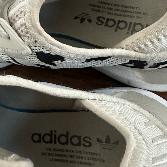 Women’s Adidas Swift Run Cream and Black Leopard Print Sneakers Size 8.5 - Picture 13 of 16